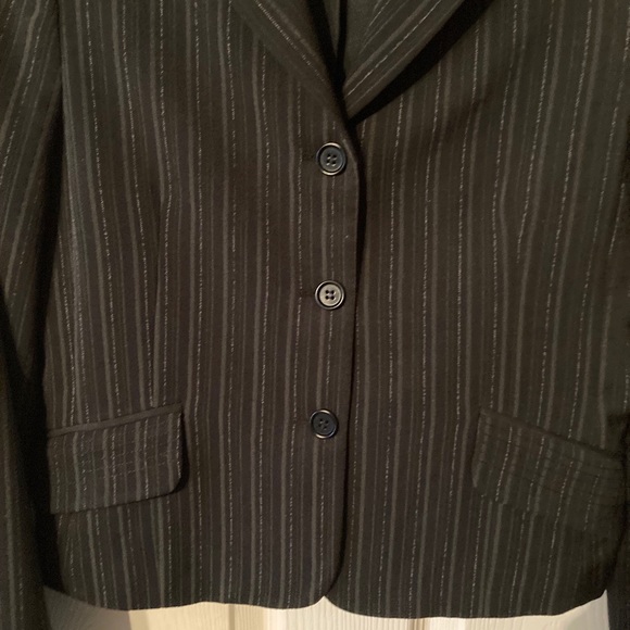 BCBGMaxAzria Pinstripe Blazer Jacket - Picture 7 of 7